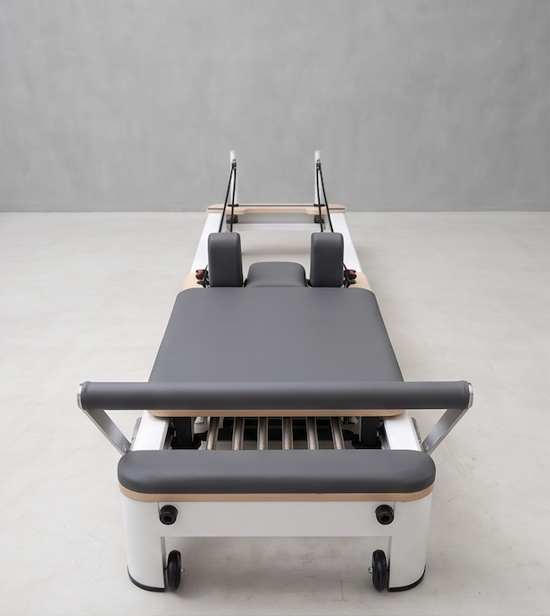Reformly Aluminium — Fixed Frame Pilates Reformer