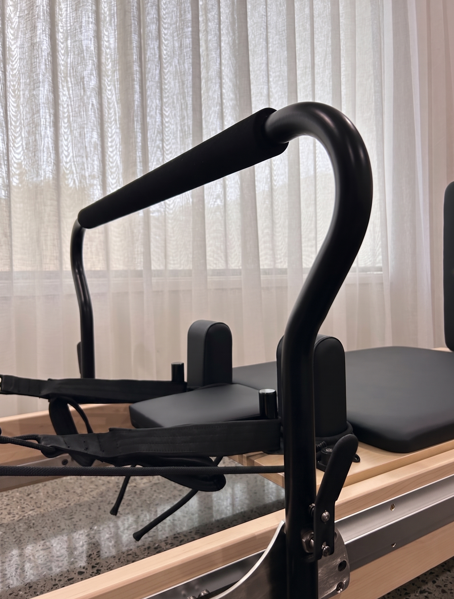 Black Reformly Infinity - Full Track Footbar Pilates Reformer
