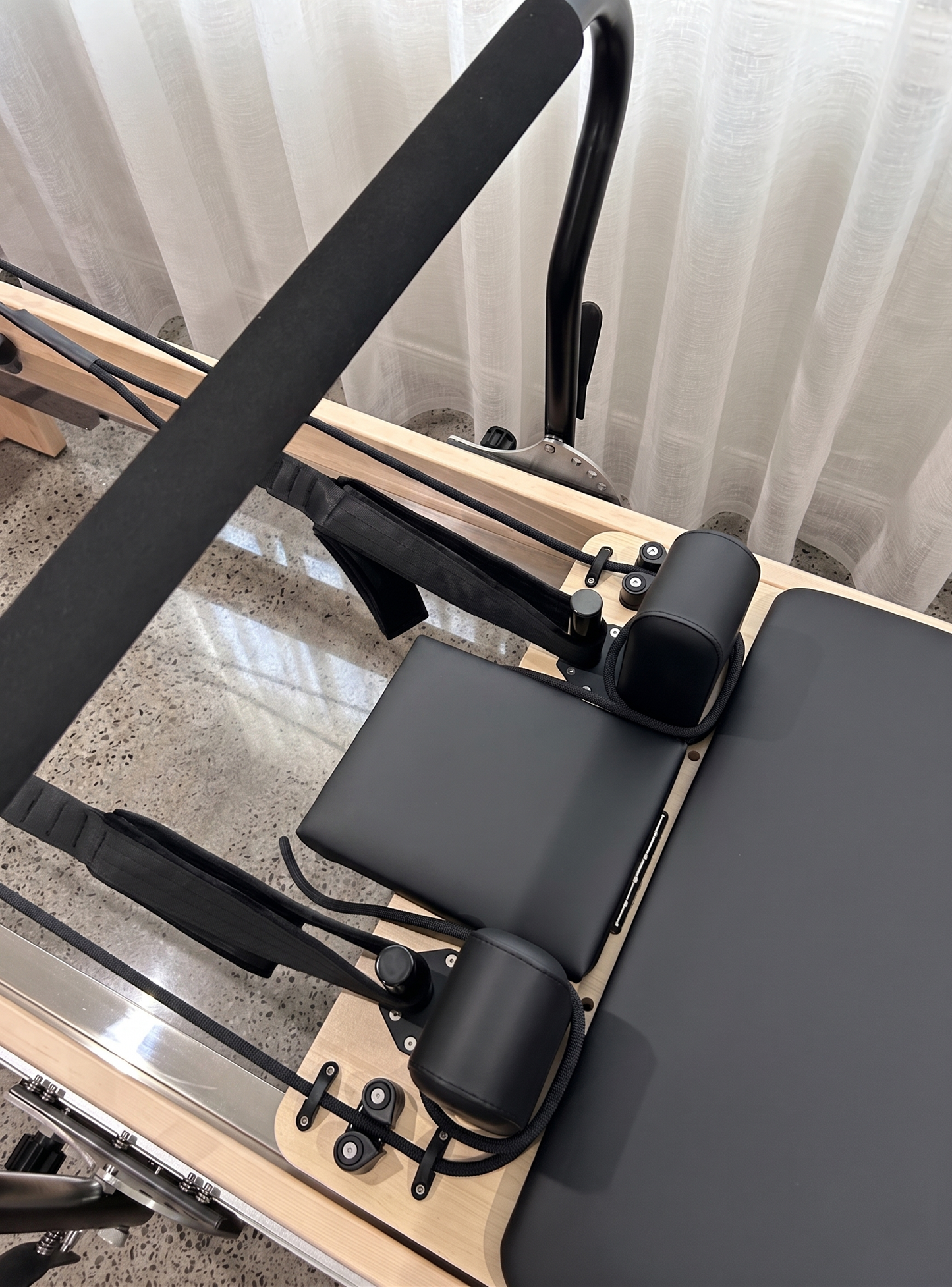 Black Reformly Infinity - Full Track Footbar Pilates Reformer